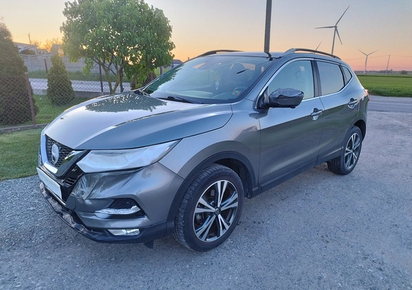Nissan Qashqai cena 44900 przebieg: 76000, rok produkcji 2018 z Kępno małe 254